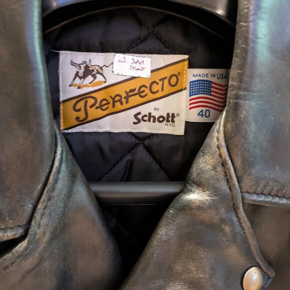 Vintage Schott Perfecto Leather Jacket size 40 - Picture 3 of 16